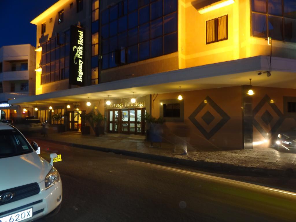 Regency Park Hotel Mombasa Exterior photo