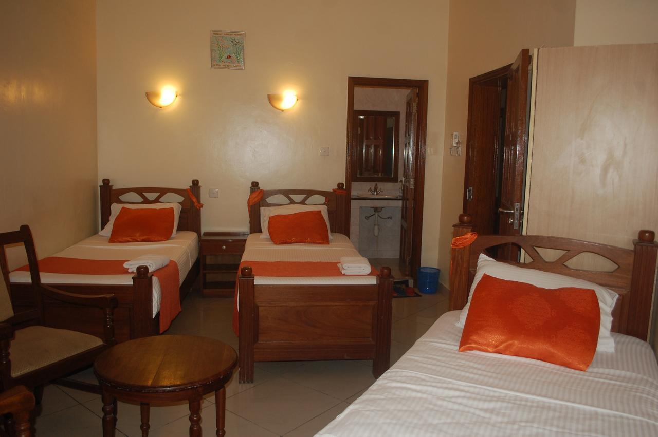 Regency Park Hotel Mombasa Exterior photo